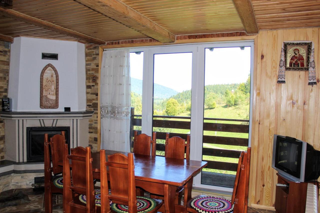 Cottage "Karpatske Shale" Jaremtsje Buitenkant foto