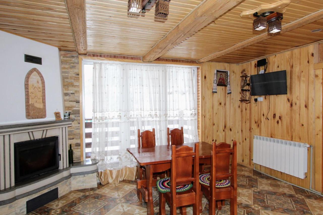 Cottage "Karpatske Shale" Jaremtsje Buitenkant foto